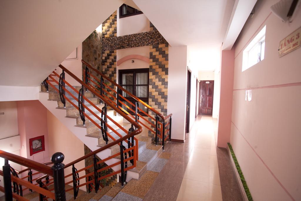 Golden Gate 1 Hotel Дананг Экстерьер фото